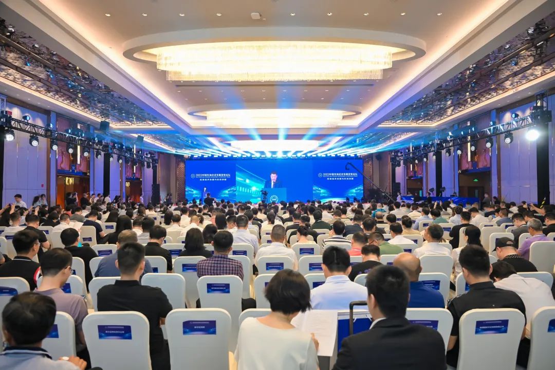 德晋贵宾厅与中国投资协会告竣战略相助