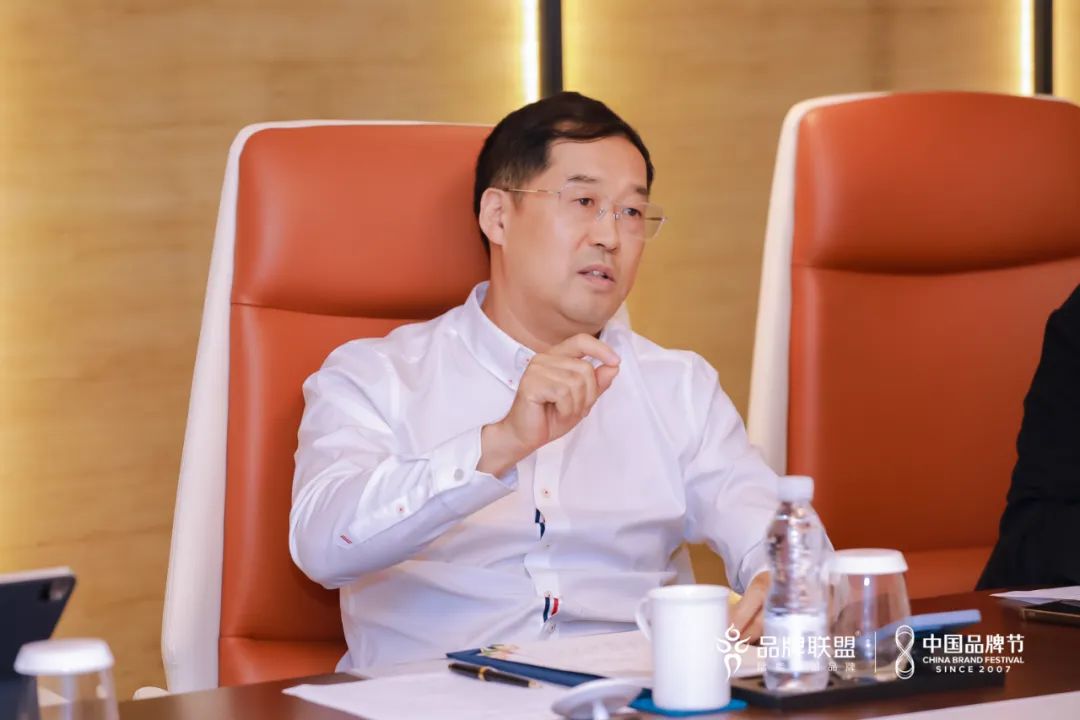 德晋贵宾厅董事长李军赴广州考察交流