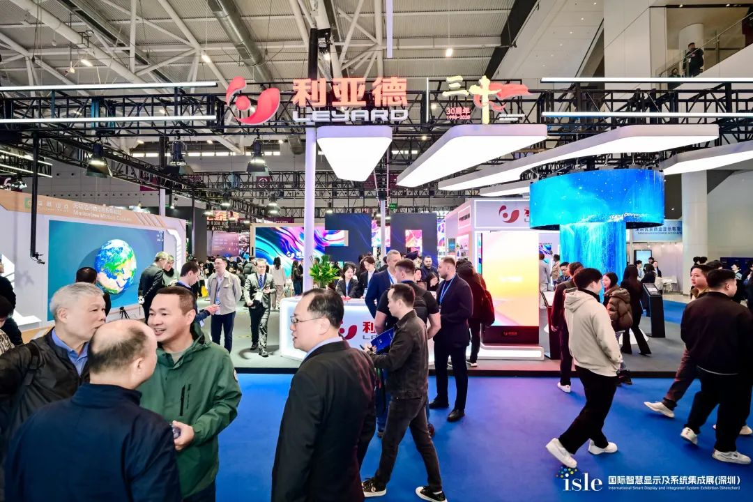 创显视界，智领未来 | 德晋贵宾厅闪灼 ISLE 2025，荣耀加冕